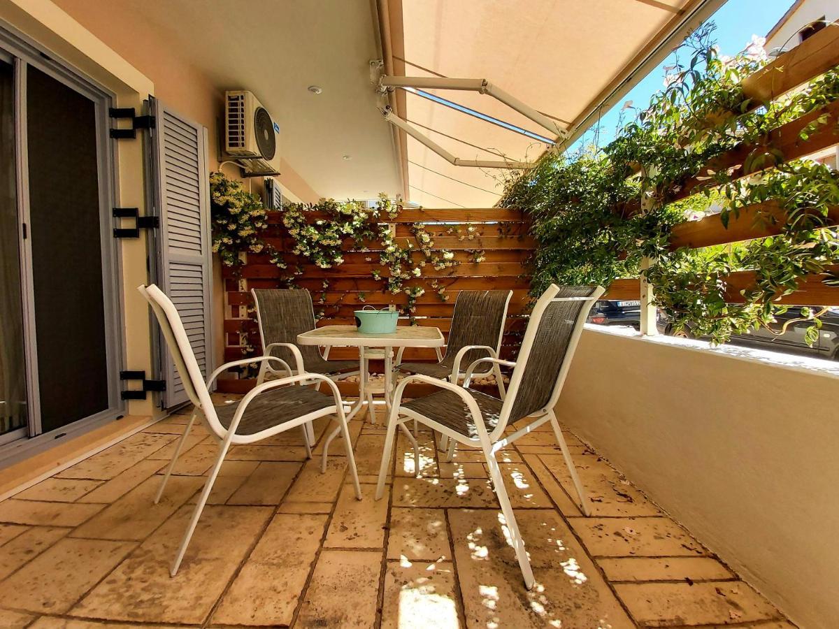 Celeni Apartments Lefkada City Bagian luar foto